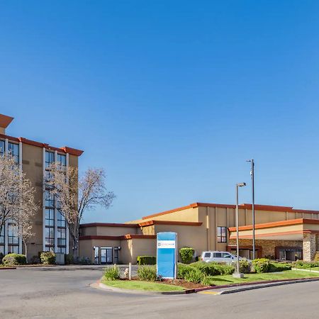 Wyndham Sacramento Hotel Carmichael Exterior foto